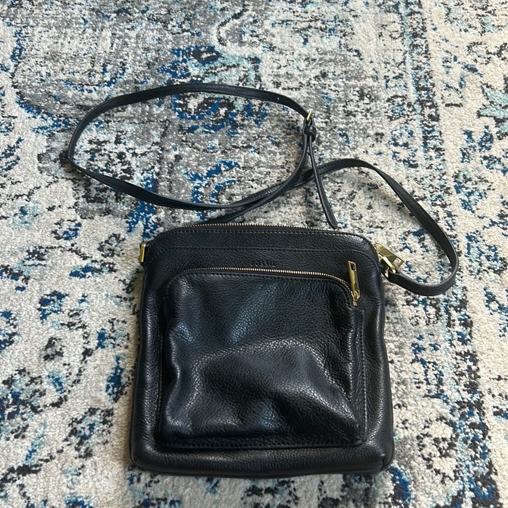Fossil purse